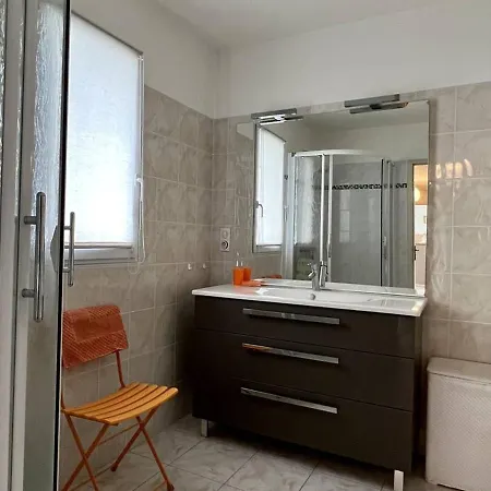 T2 Calme 2 Couchages Avec Parking - Fr-1-495-58 Apartman Cambo-les-Bains