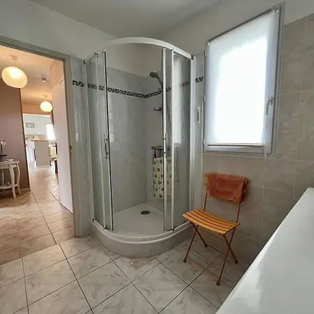 T2 Calme 2 Couchages Avec Parking - Fr-1-495-58 康博莱班